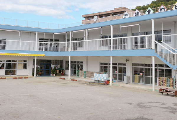 長い歴史をとおし、時代に応じた保育を柔軟に積極的に。